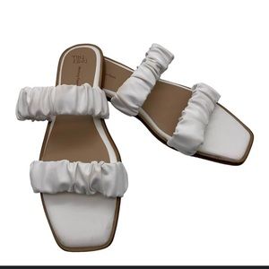 Time and Tru Slip-On Sandals